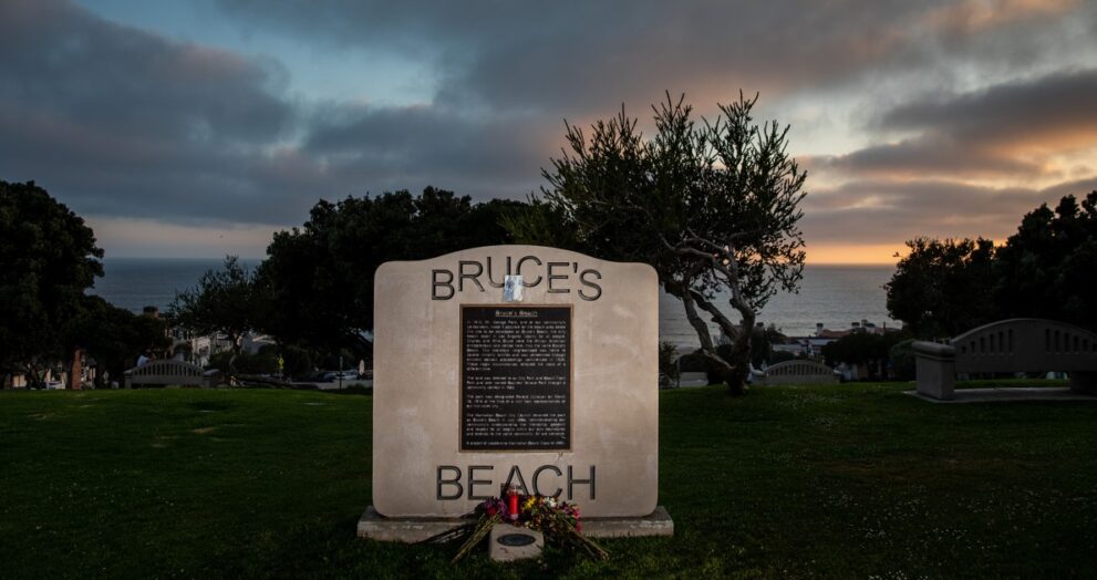 Plaque commemorating Black history of a stretch of California coastline stolen