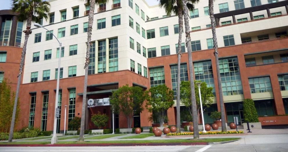 Universal Music Disappears from TikTok Amid Licensing Row—Is Content Featuring UMPG Songs Being Deprioritized?
