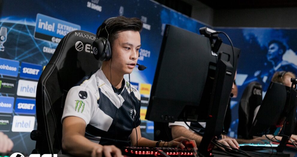 Stewie2K CS2 settings: Crosshair, view model, more