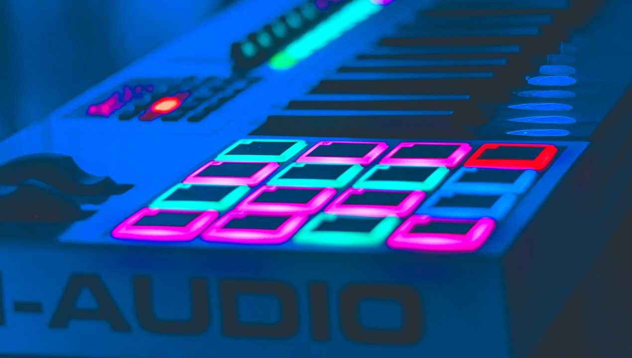 La Inteligencia Artificial llega a Audacity para dos de las funciones más usadas